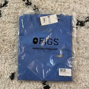Figs scrub top
